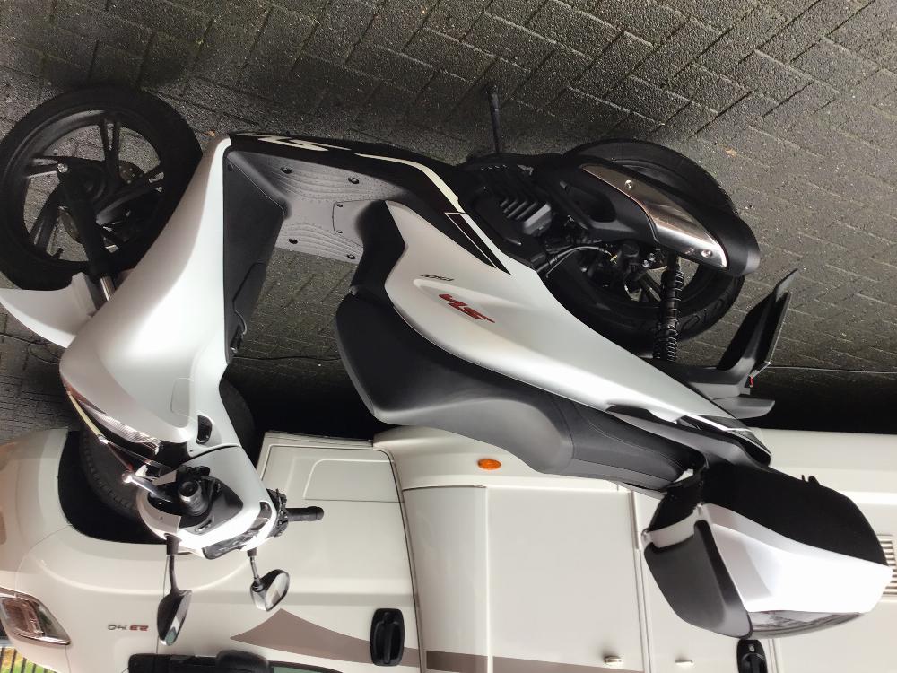 Motorrad verkaufen Honda Shi 150cc Ankauf